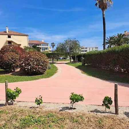 Apartment Bel Appartement, Proche Les Sablettes *