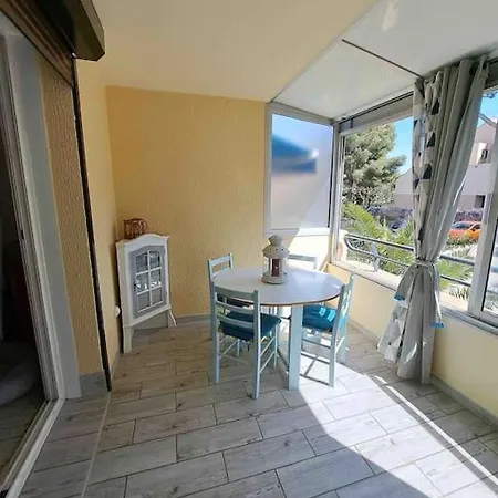 Bel Appartement, Proche Les Sablettes